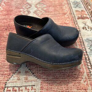 Dansko XP Clog